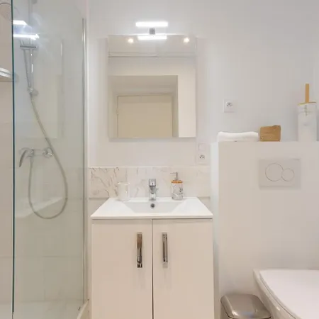 Le Mimont Studio Prado Central Et Calme, Sejours En Couple Ou Congres Apartment *
